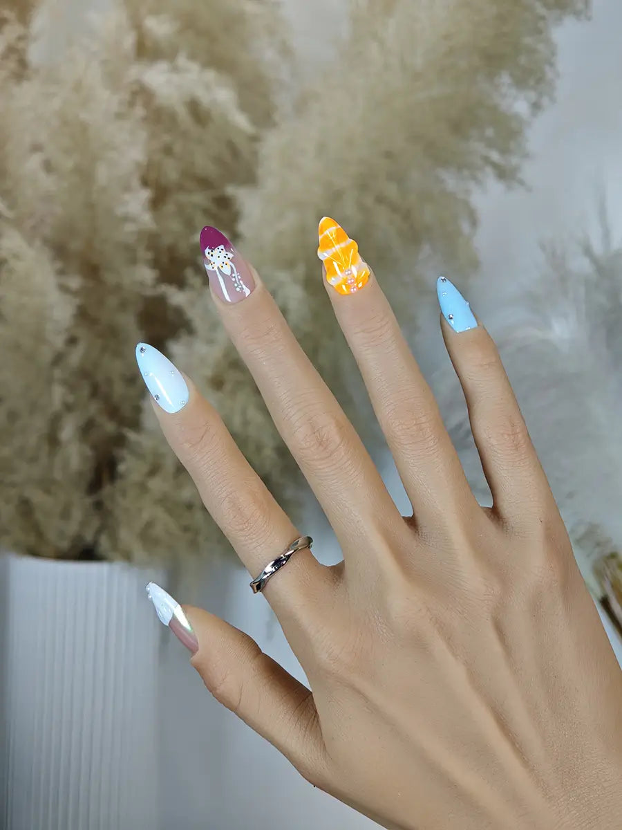 Ocean Style Shell Starfish Pearl Press-On Nails – Iridescent Gradient Almond Shape