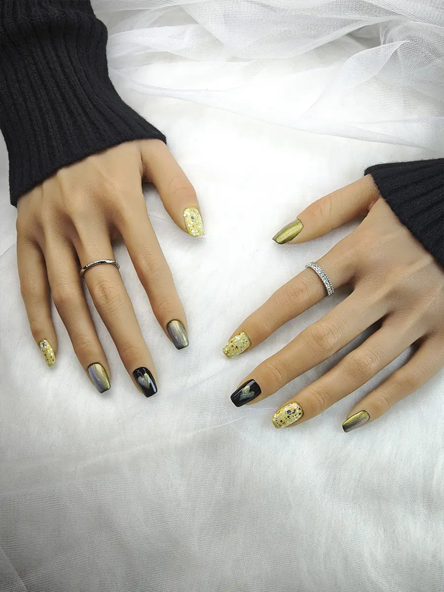 Olive Gold Heart Glitter Press On Nails – Vintage Sweet & Stylish
