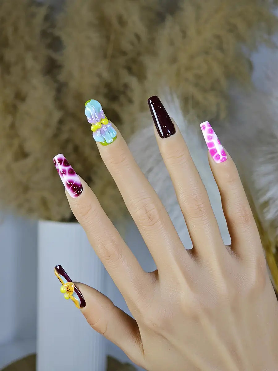 Creative Aesthetic Stiletto Nails – Dots, Stars & 3D Embossed Curves