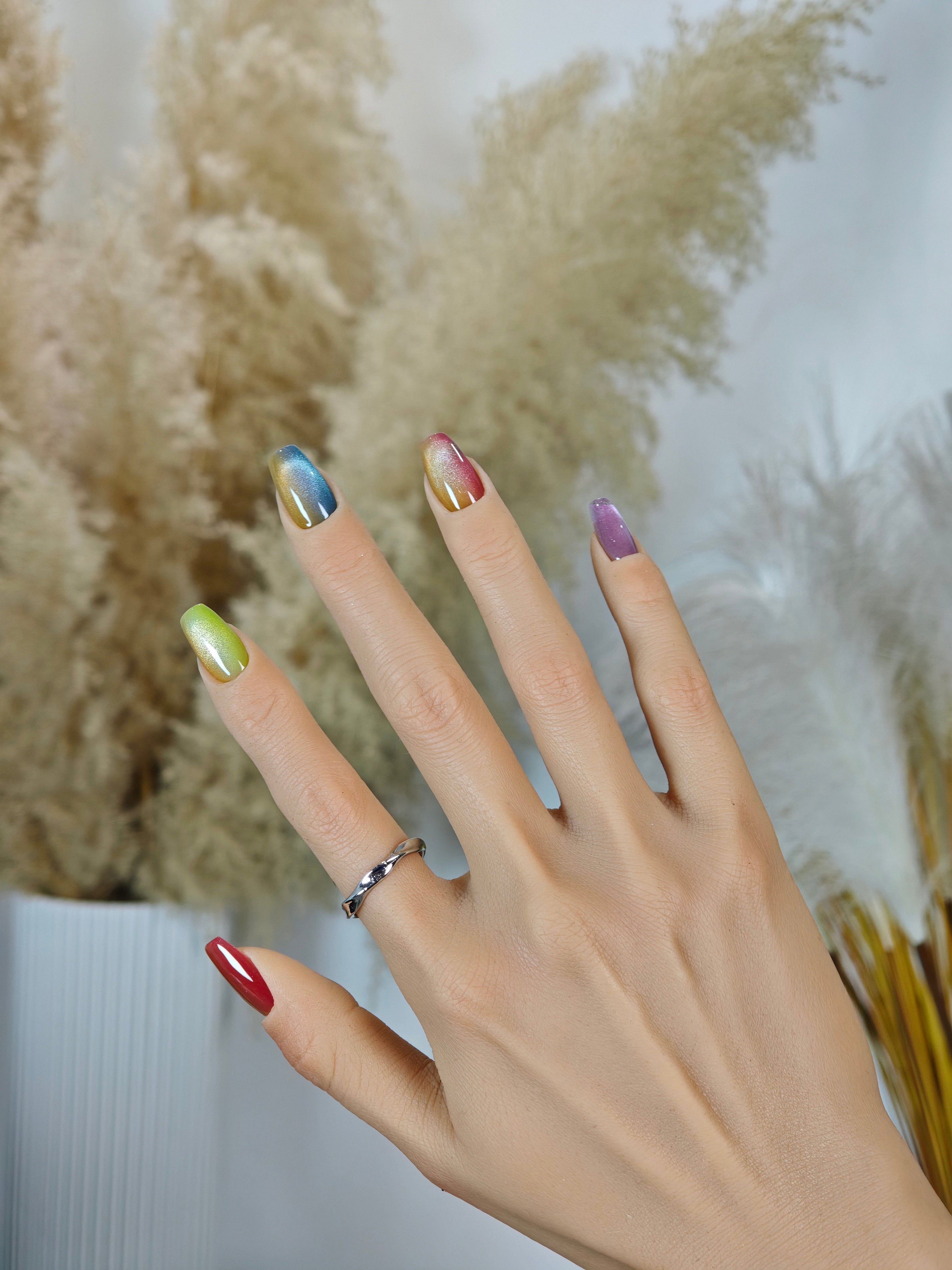 Colorful Cat Eye Nails Medium Press Ons with Gradient Effect
