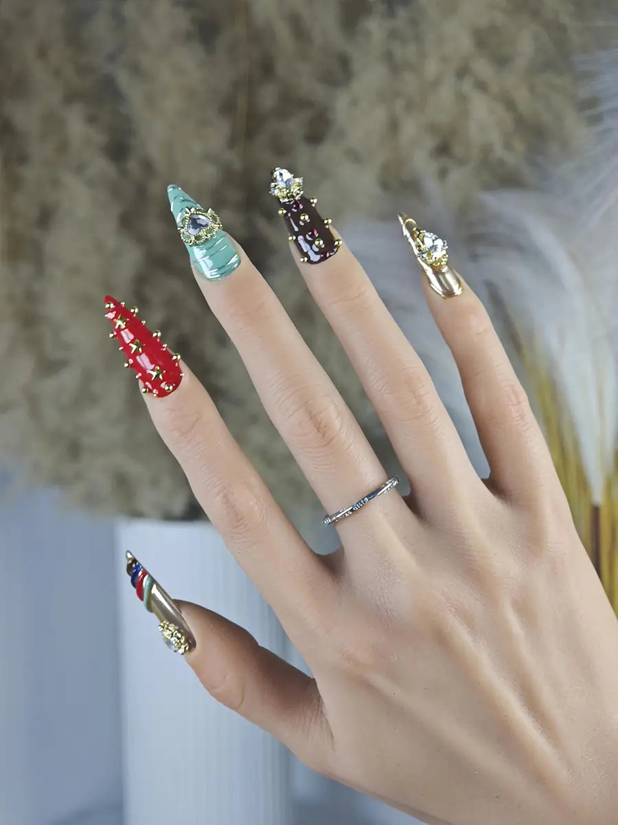Luxurious Vintage Court Stiletto Press-On Nails – Gold, Red, Green & Blue