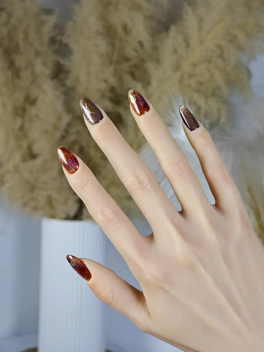 Amber Gold Foil Glitter Press-On Nails – Luxury Vintage Medium Round