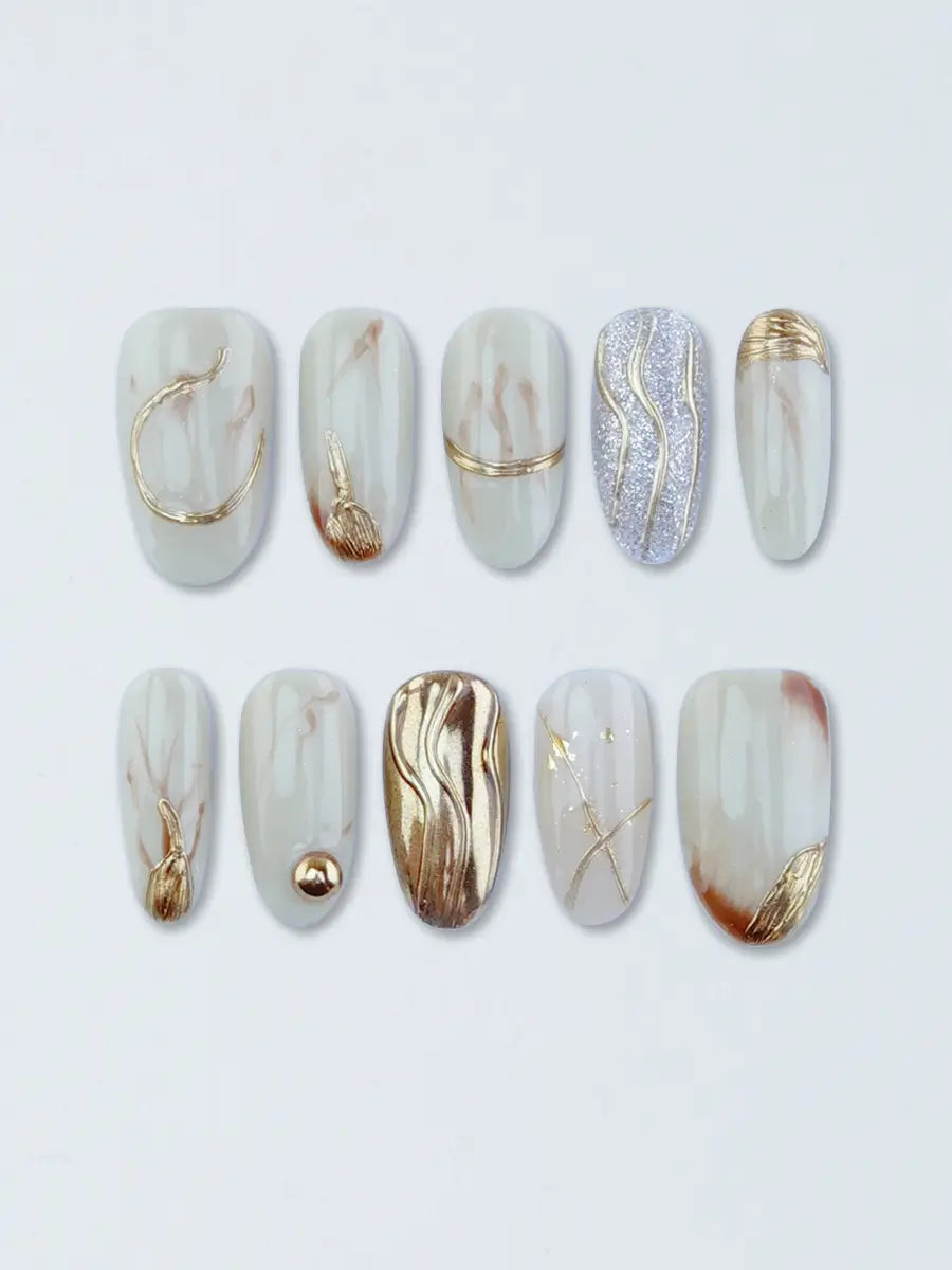 Ivory Artistic Gradient Luxury Press-On Nails – Medium Round Shape