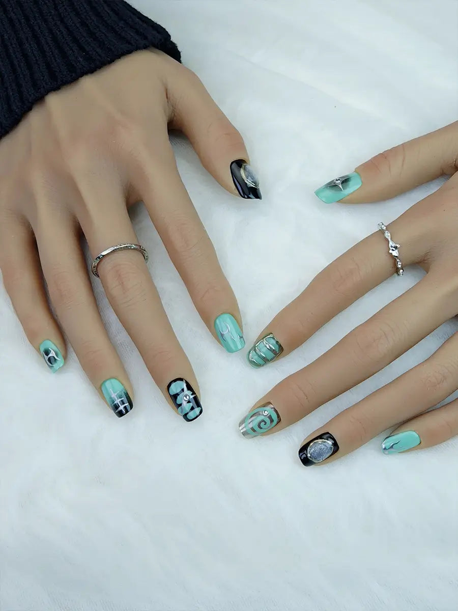 Green & Black Geometric Metal Press-On Nails – Medium Square