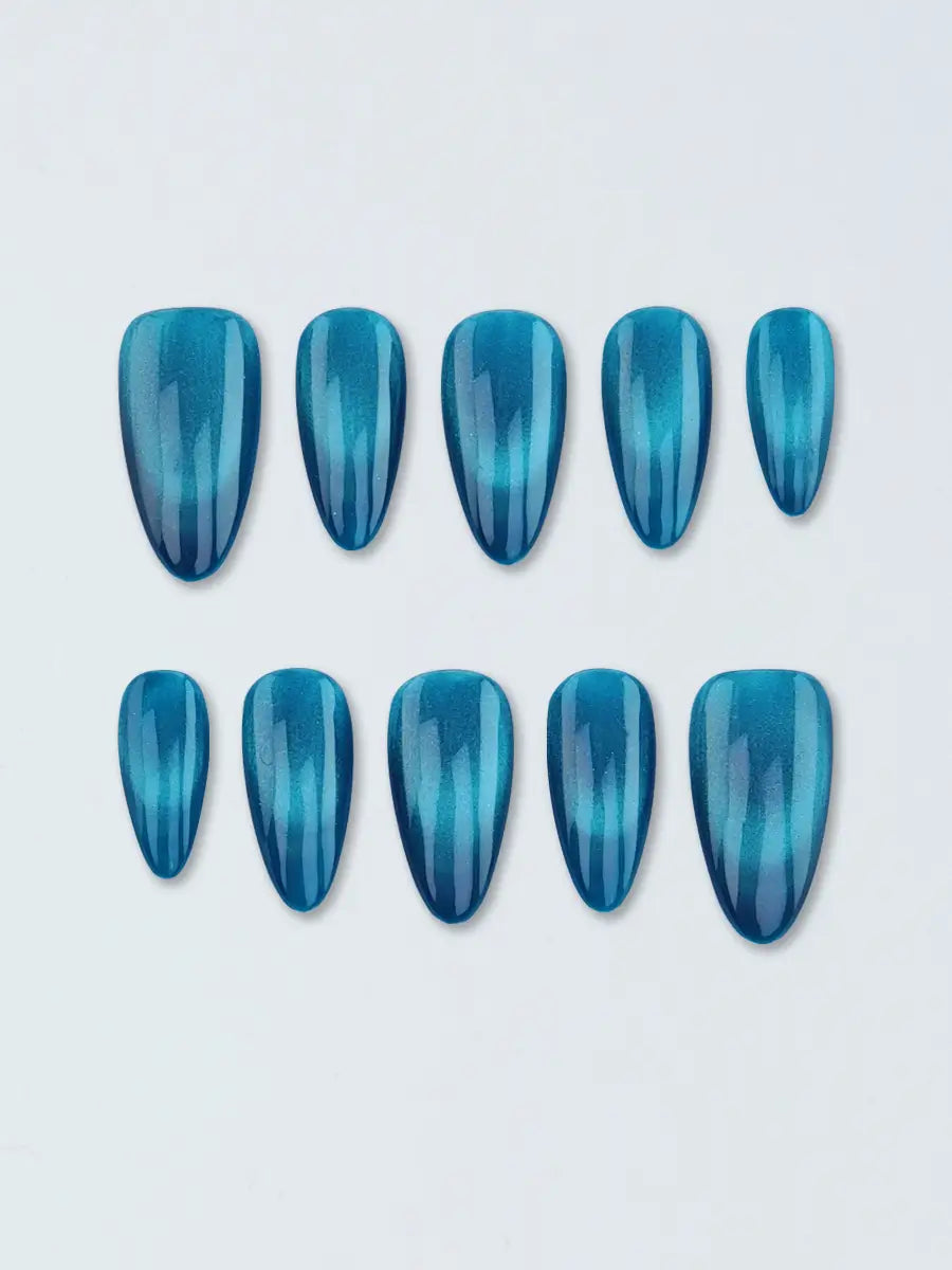 Blue-Green Gradient Short Almond Press-On Nails – Luxe & Elegant