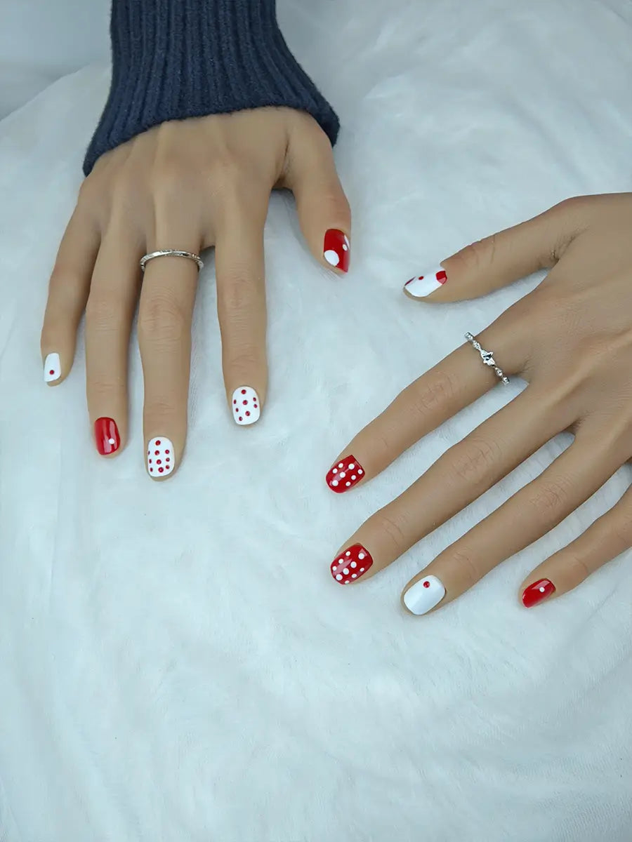 Red & White Polka Dot Retro Press-On Nails – Short Square