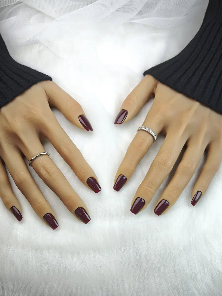 Classic Wine Red Solid Press-On Nails – Elegant Vintage Style