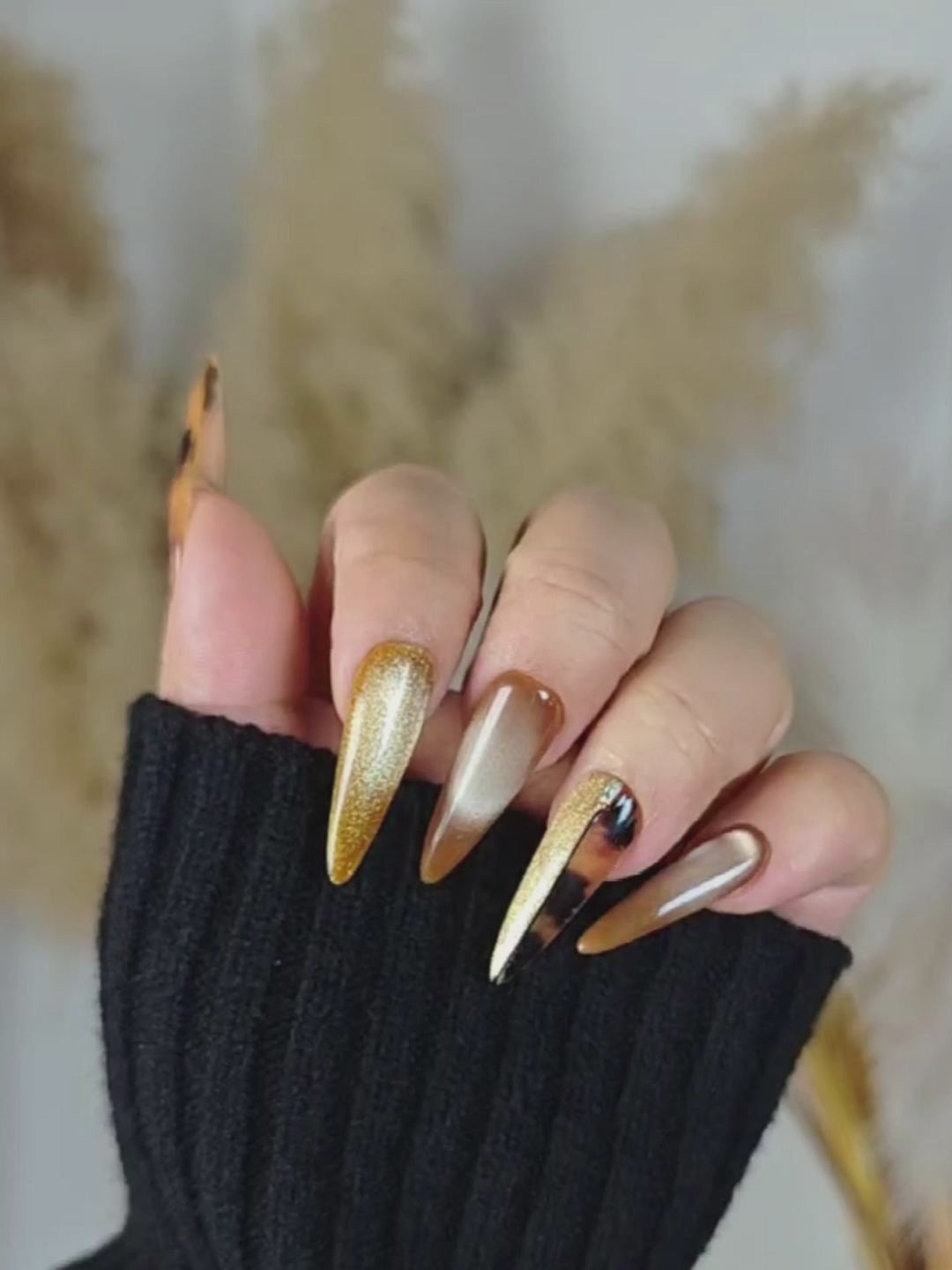 Tortoiseshell & Champagne Gold Gradient Stiletto Press-On Nails with Rhinestones