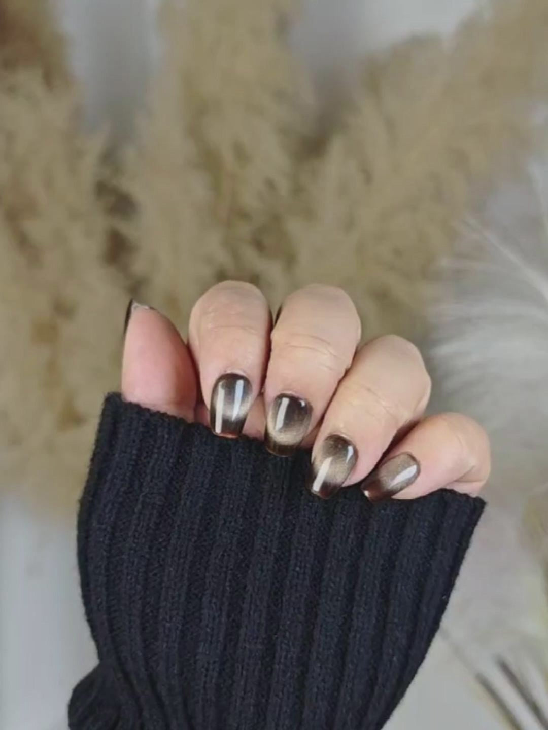 Dark Brown & Gold Gradient Cat Eye Press-On Nails – Vintage Luxury