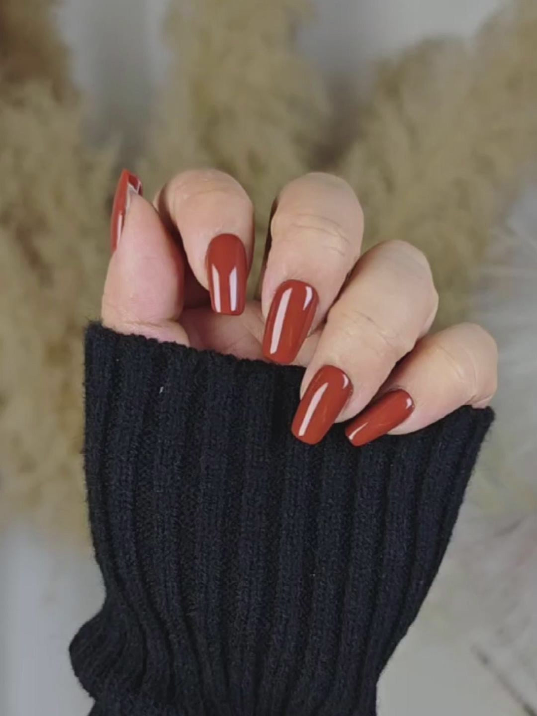 Classic Red Brown Solid Press-On Nails – Vintage Autumn/Winter Look