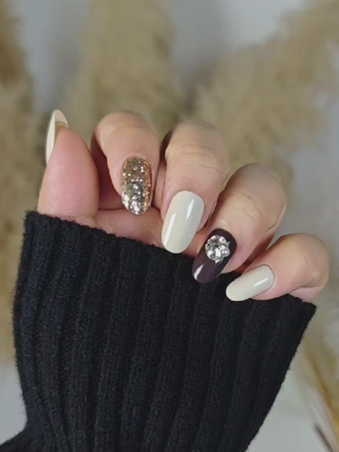 Ivory Deep Purple Sparkle Gem Press-On Nails – Short Round Luxury