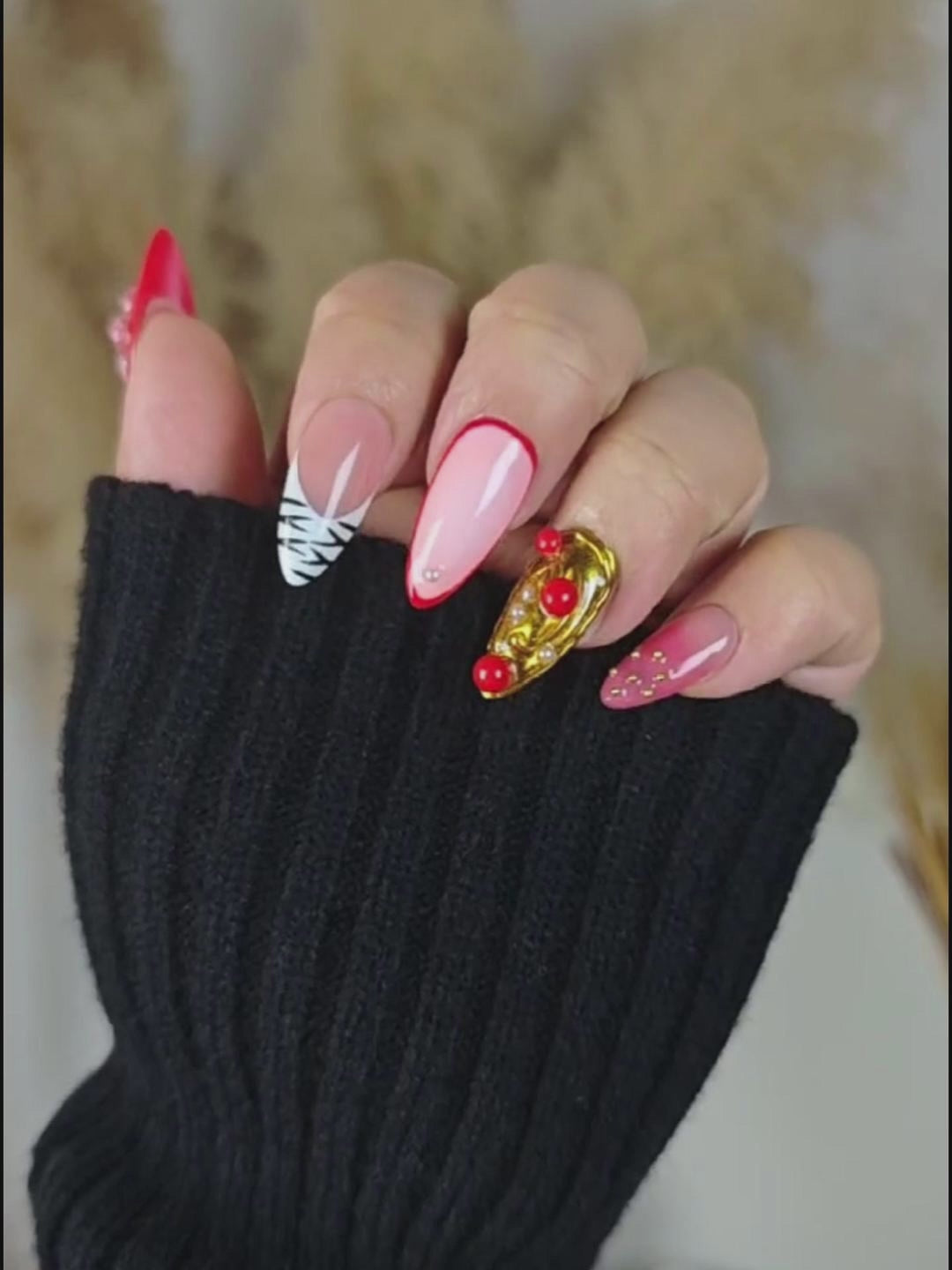 Red & Pink Floral Metallic Accent Pointed Press-On Nails – Luxe & Festive