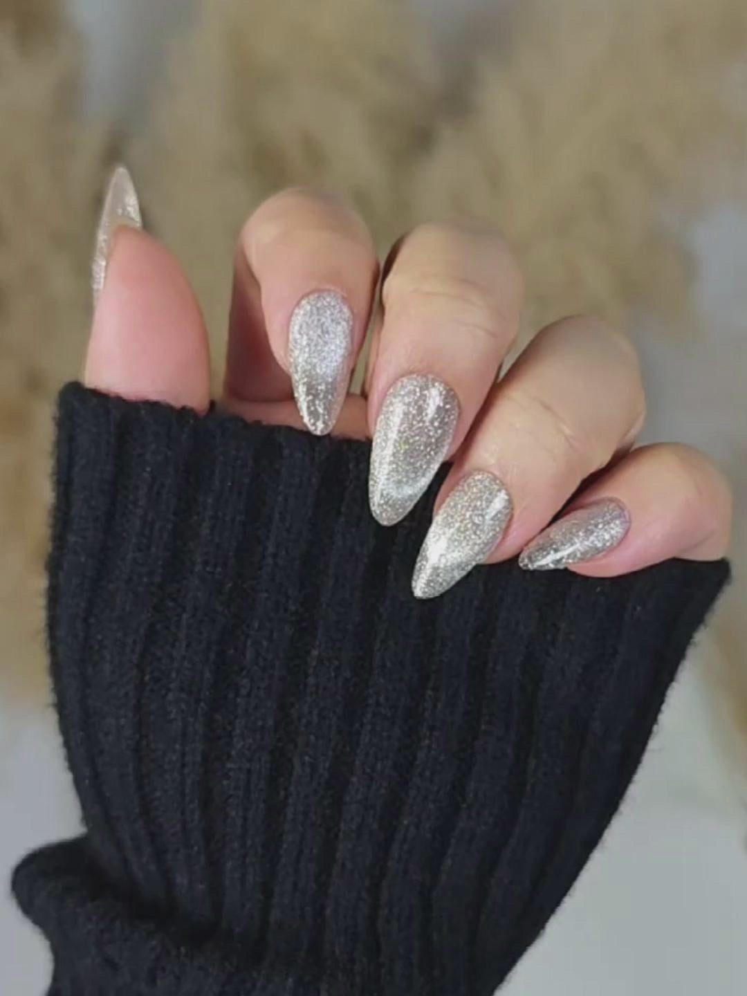 Gold Glitter Cat-Eye Short Almond Press-On Nails – Luxe Sparkling Design