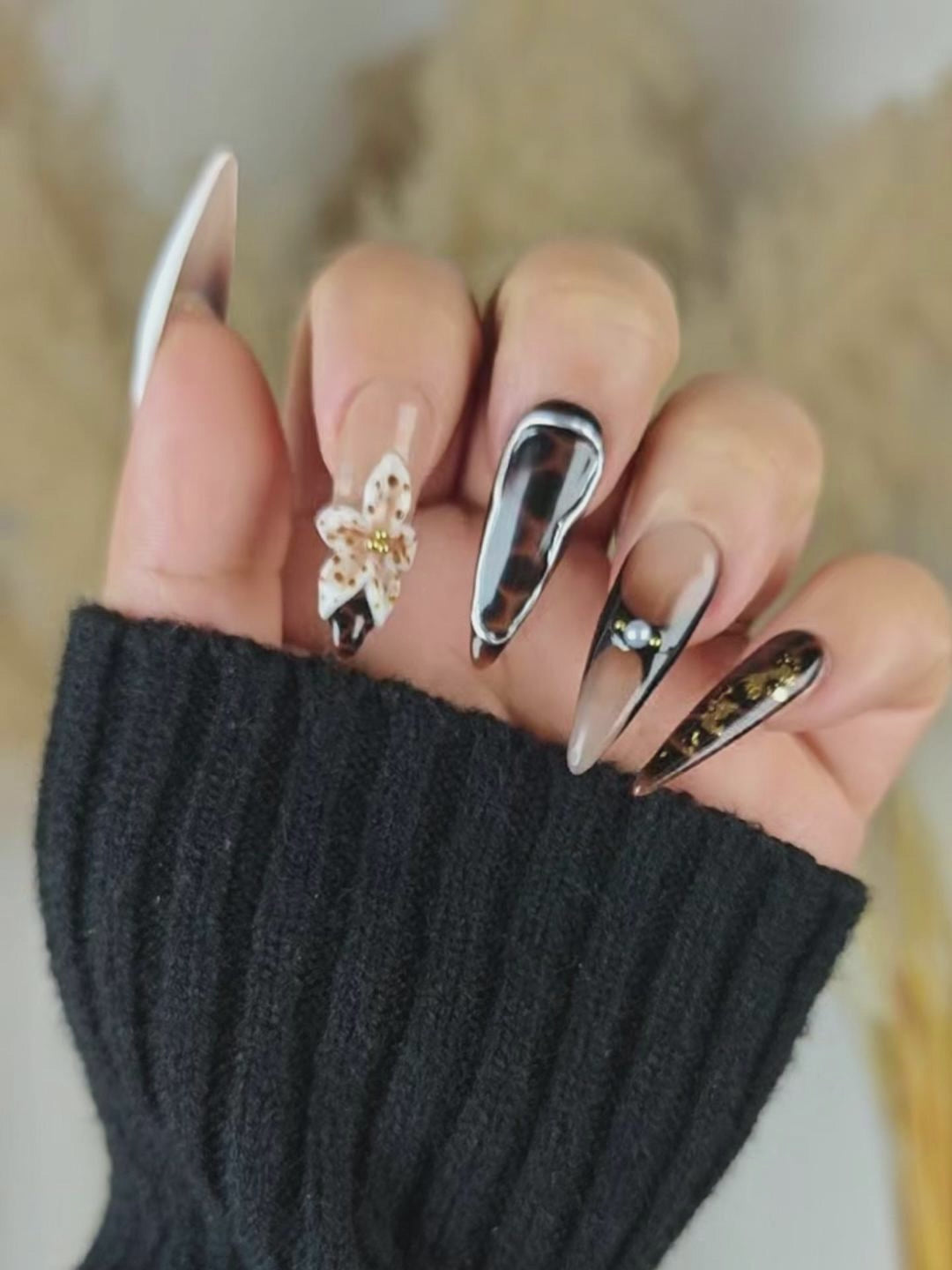 Vintage Tortoiseshell Luxe Stiletto Press-On Nails with 3D Floral Accents